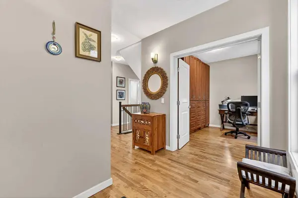 401 Mahogany CT SE, Calgary, AB T3M 0T6