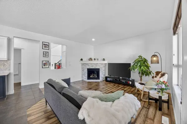 340 Prestwick TER SE, 0046, AB T2Z 0H4