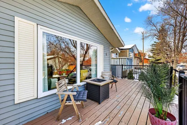 4 Mckinley RD SE, Calgary, AB T2Z 1T6