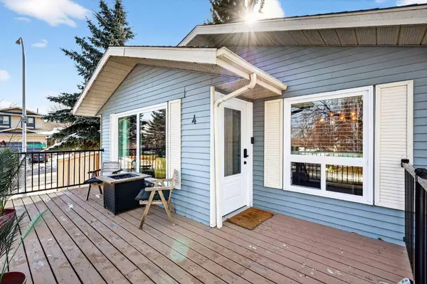 4 Mckinley RD SE, Calgary, AB T2Z 1T6