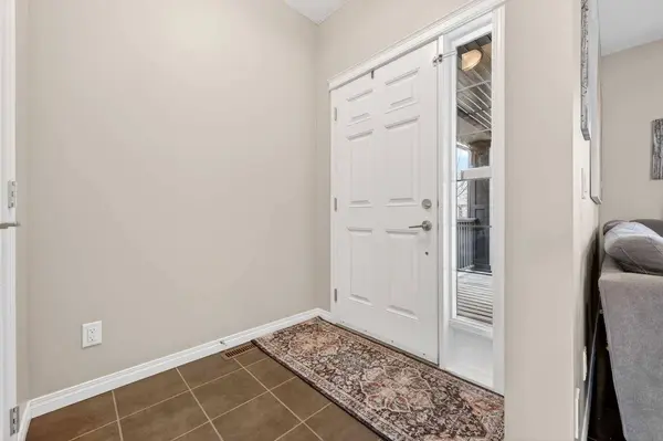 47 Copperpond HTS SE, Calgary, AB T2Z 0W8