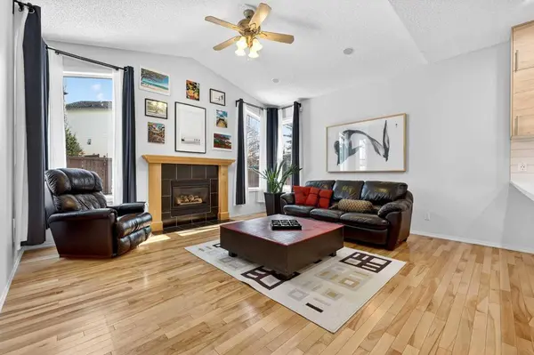 865 Citadel WAY NW, Calgary, AB T3G 4W1