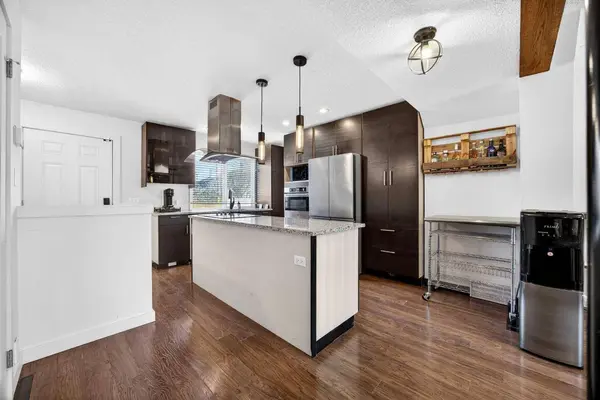 173 Templehill DR NE, Calgary, AB T1Y 5K6