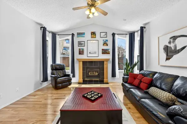 865 Citadel WAY NW, Calgary, AB T3G 4W1