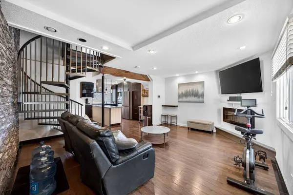 173 Templehill DR NE, Calgary, AB T1Y 5K6
