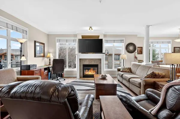 1203 Lake Fraser CT SE #1203, Calgary, AB T2J 7G4