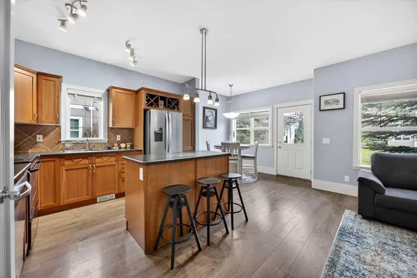 83 Wentworth Common SW, Calgary, AB T3H 5V3