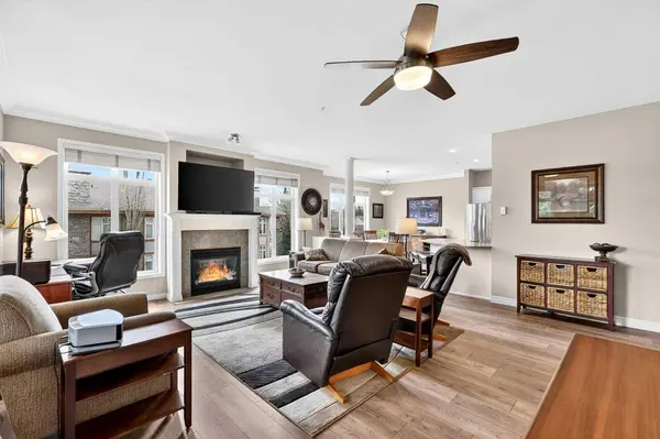 1203 Lake Fraser CT SE #1203, Calgary, AB T2J 7G4