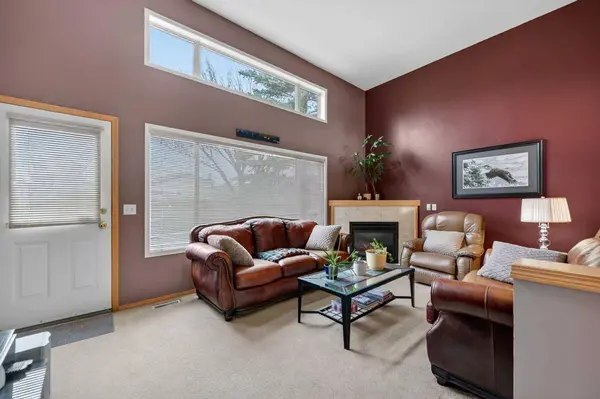 33 Harvest Oak CIR NE, Calgary, AB T3K 4S6