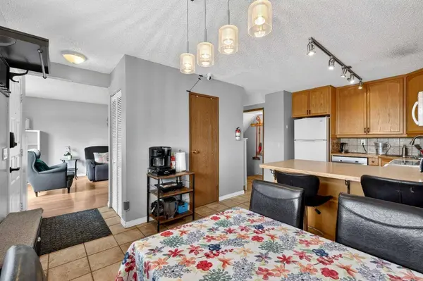 4769 Hubalta RD SE #46, Calgary, AB T2B 2N9