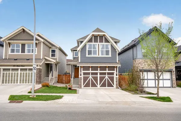 377 Masters AVE SE, Calgary, AB T3M 2N7