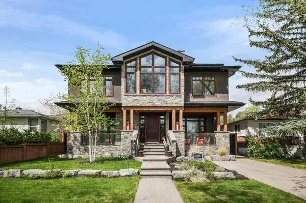 2908 7 AVE NW, Calgary, AB T2N 1B2