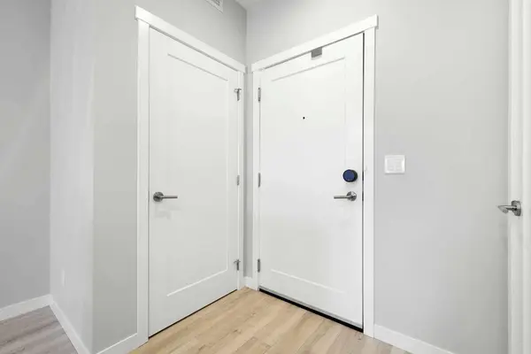 138 Sage Valley Common NW #313, Calgary, AB T3R 1X7