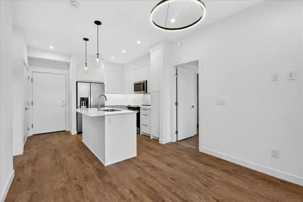 265 Wolf Willow BLVD SE #2412, Calgary, AB T2X 6R1