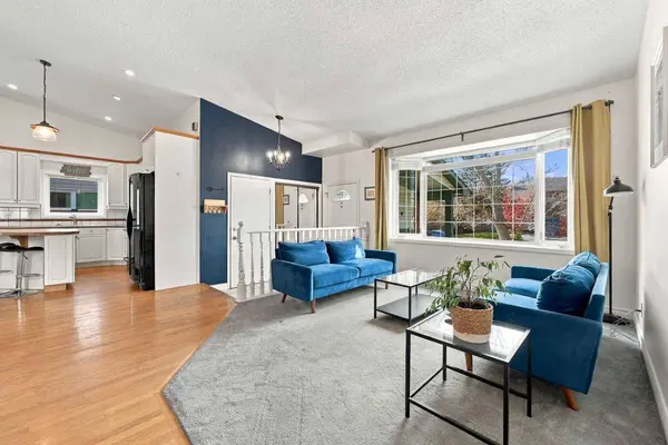 71 Hawkhill WAY NW, Calgary, AB T3G 3A3