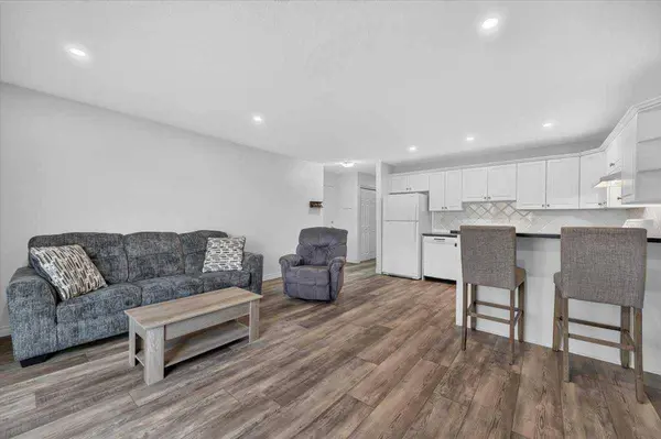 607 7 AVE NE #401, Calgary, AB T2E 0N4