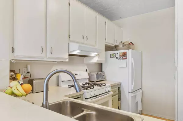 6151 Calle Mariselda #302, San Diego, CA 92124