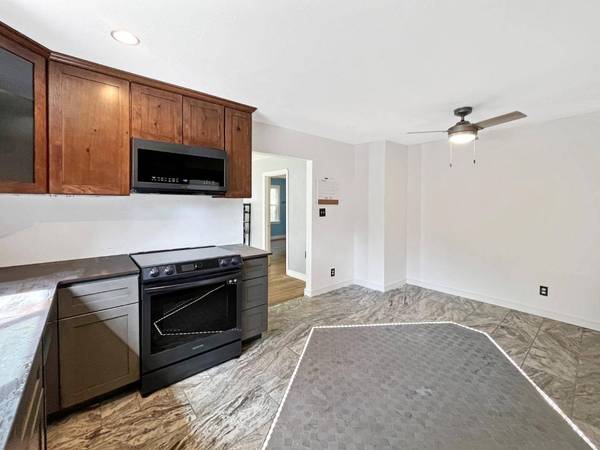 183 Glenbrook DR, Grass Valley, CA 95945
