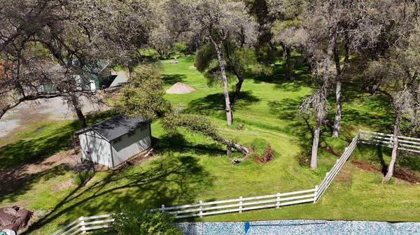 25414 Table Meadow RD, Auburn, CA 95602