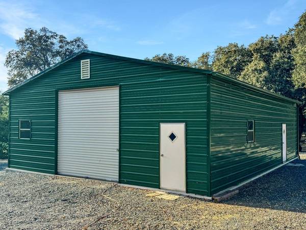 25414 Table Meadow RD, Auburn, CA 95602