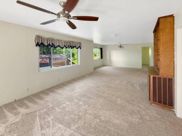 224 Manor DR, Grass Valley, CA 95945