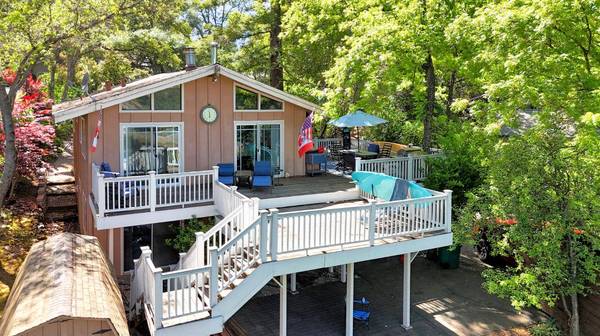 11869 Lakeshore, Auburn, CA 95602