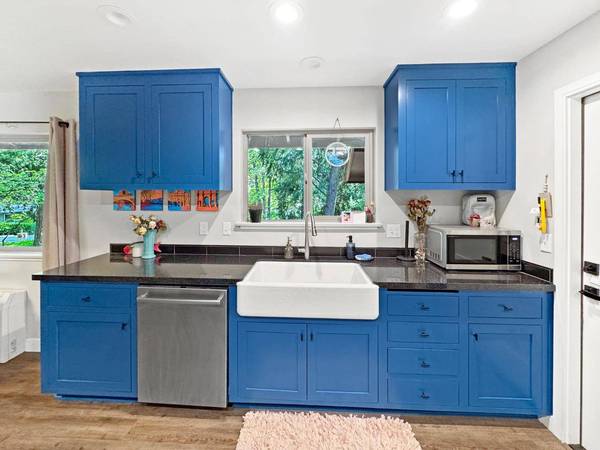 10190 Kenwood DR, Grass Valley, CA 95949