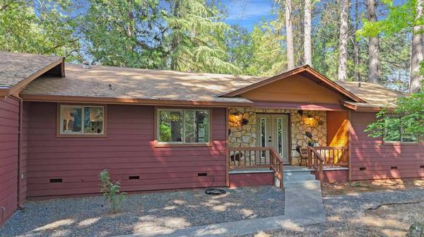 10190 Kenwood DR, Grass Valley, CA 95949