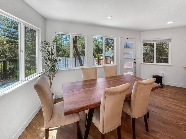 14216 Torrey Pines DR, Auburn, CA 95602