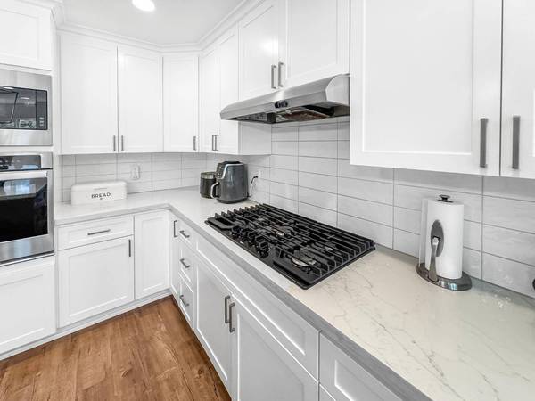 14216 Torrey Pines DR, Auburn, CA 95602