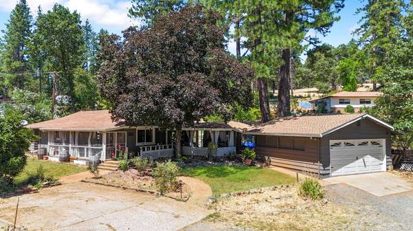 12438 Polaris DR, Grass Valley, CA 95949