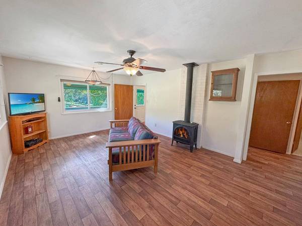 16281 Hillaire RD, Rough And Ready, CA 95975