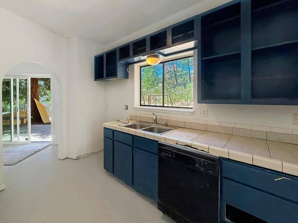 15861 Turtleback Hill RD, Nevada City, CA 95959
