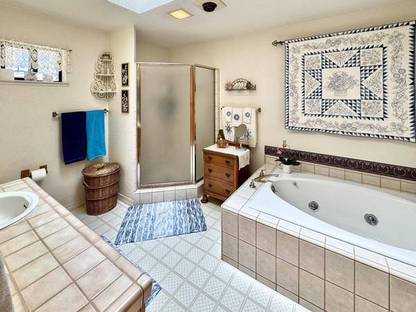 8700 Hubbard RD, Auburn, CA 95602