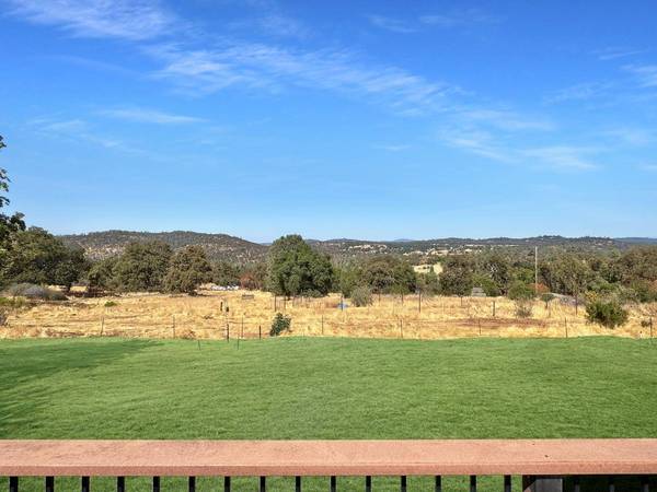 8700 Hubbard RD, Auburn, CA 95602