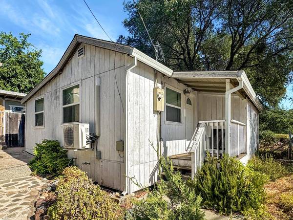 381 Foresthill AVE, Auburn, CA 95603