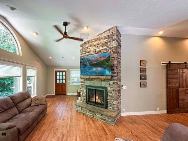 16878 Pasquale RD, Nevada City, CA 95959