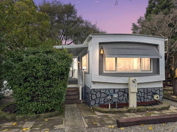 125 Marigold AVE, Auburn, CA 95603