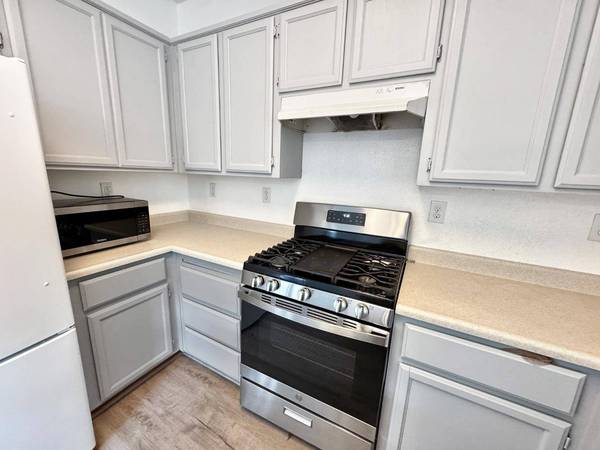 2196 Roberta AVE, Marysville, CA 95901