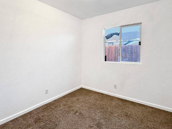 2196 Roberta AVE, Marysville, CA 95901