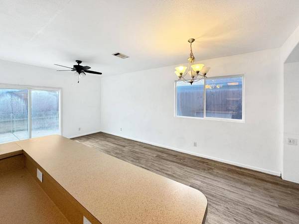 2196 Roberta AVE, Marysville, CA 95901