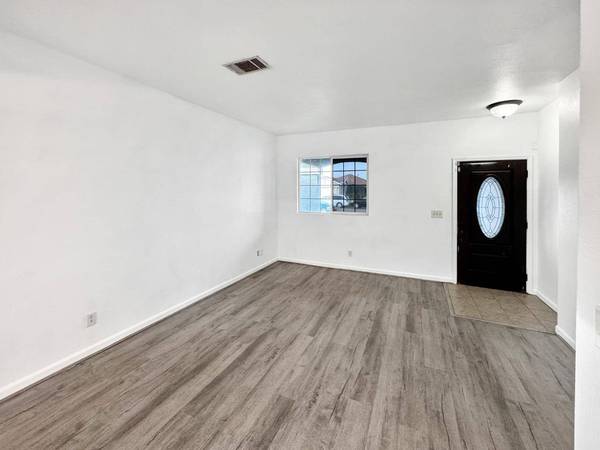 2196 Roberta AVE, Marysville, CA 95901