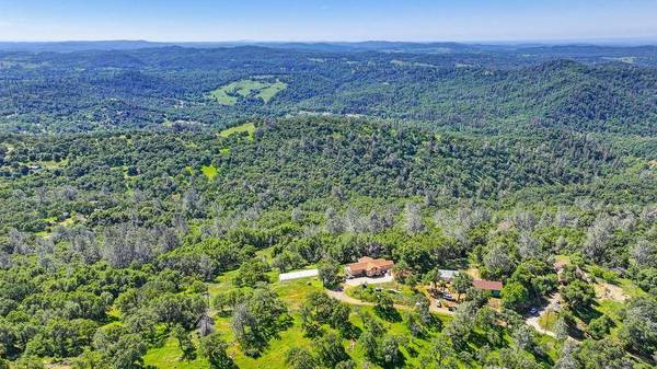 17475 Misty Dawn LN, Grass Valley, CA 95949