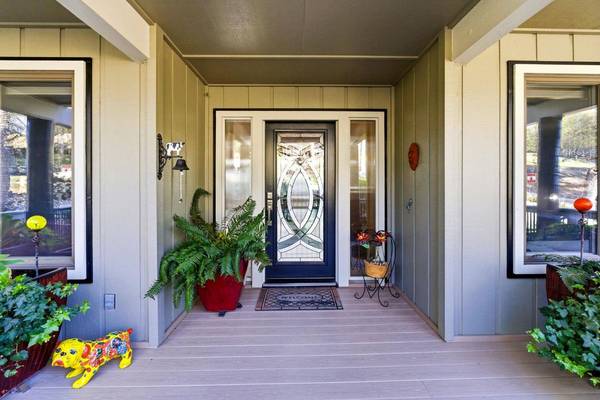 13760 Sun Forest DR, Penn Valley, CA 95946