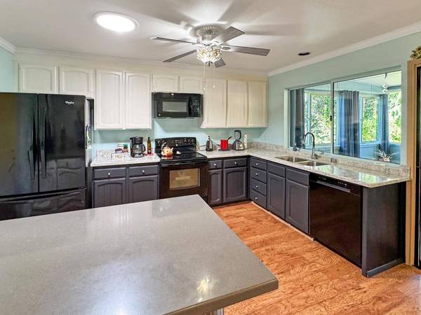 23498 Rolling Hills CT, Auburn, CA 95602