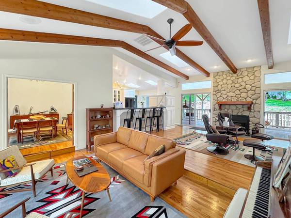 13969 Quarterhorse DR, Grass Valley, CA 95949