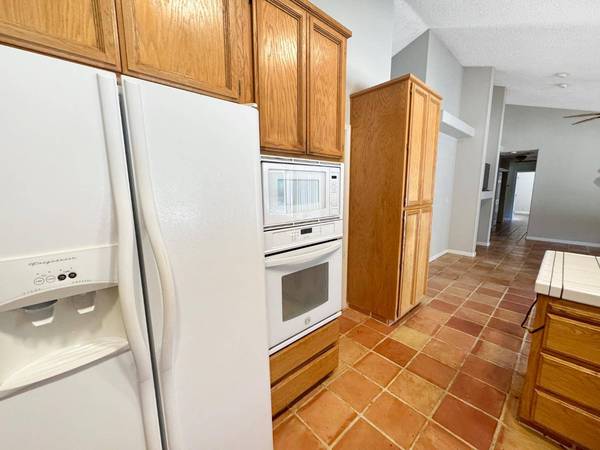 25124 Long CT, Auburn, CA 95602