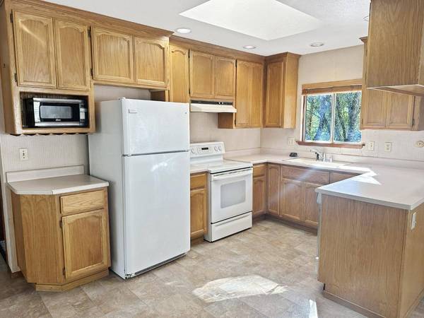 11457 Sandpiper WAY, Penn Valley, CA 95946