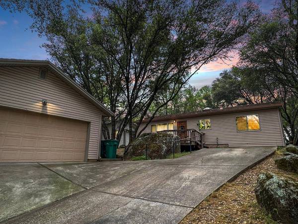 11457 Sandpiper WAY, Penn Valley, CA 95946
