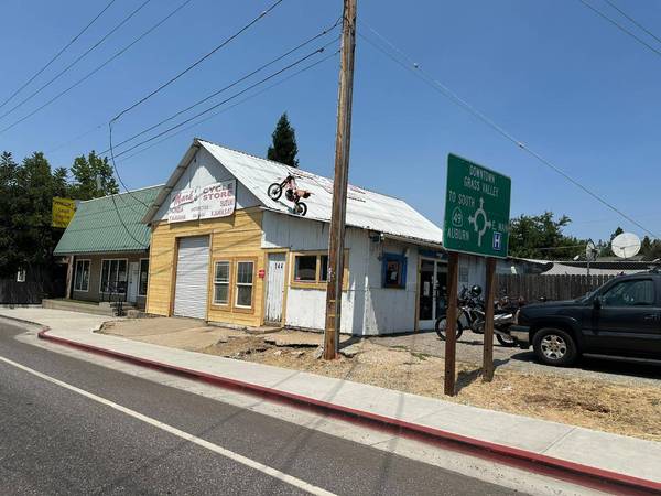 144 Idaho Maryland RD, Grass Valley, CA 95945